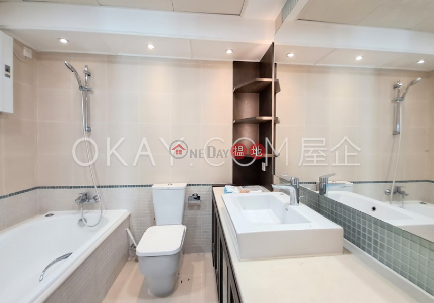 Property Search Hong Kong | OneDay | Residential Sales Listings | Unique 3 bedroom on high floor | For Sale