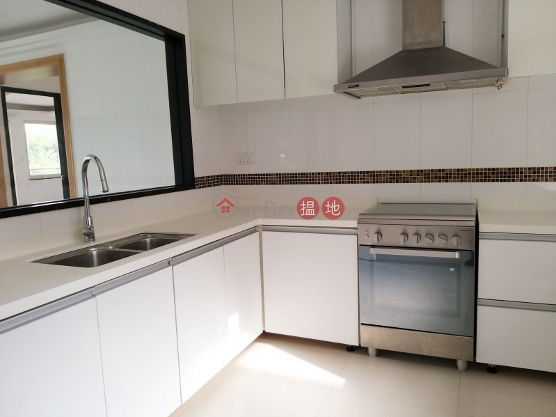Very Convenient CWB Duplex + Roof孟公屋路 | 西貢-香港-出售|HK$ 1,800萬