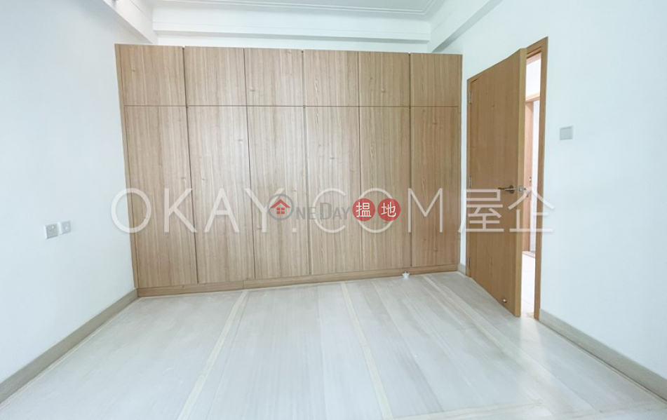 Efficient 3 bed on high floor with rooftop & parking | Rental, 94A Pok Fu Lam Road | Western District | Hong Kong, Rental | HK$ 88,000/ month