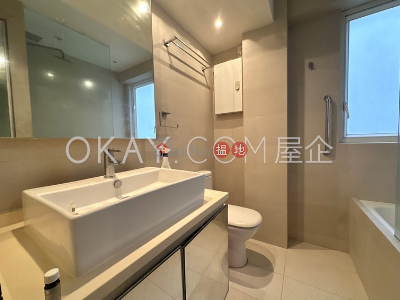 1房1廁,極高層新發樓出租單位|西區新發樓(Sun Fat Building)出租樓盤 (OKAY-R49905)