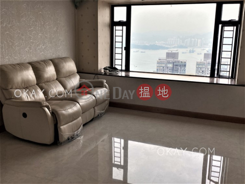 Charming 3 bedroom on high floor with parking | For Sale | Lyttelton Garden 俊賢花園 _0
