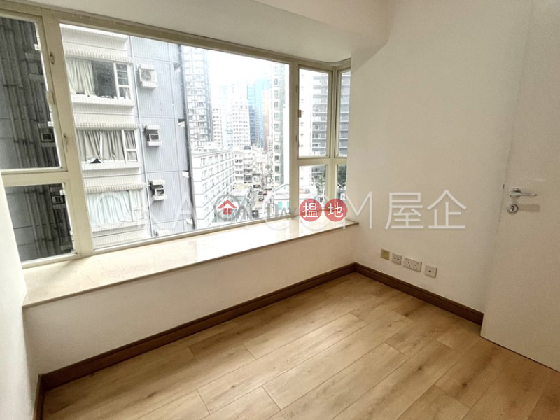 Lovely 2 bedroom with balcony | Rental, Centrestage 聚賢居 Rental Listings | Central District (OKAY-R626)