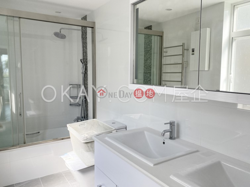 HK$ 73,000/ month Pine Villa, Southern District Exquisite 3 bedroom with balcony & parking | Rental