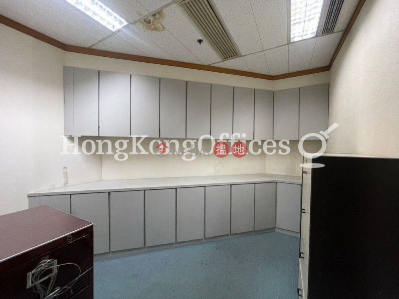 HK$ 71,000/ month Sino Plaza Wan Chai District, Office Unit for Rent at Sino Plaza