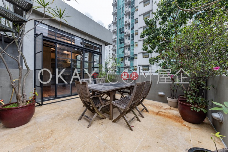 HK$ 18M | 1 U Lam Terrace | Central District | Luxurious 2 bed on high floor with rooftop & terrace | For Sale