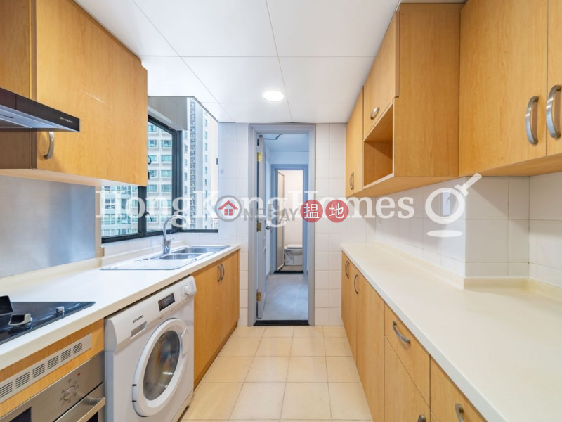 3 Bedroom Family Unit for Rent at 62B Robinson Road | 62B Robinson Road 愛富華庭 Rental Listings