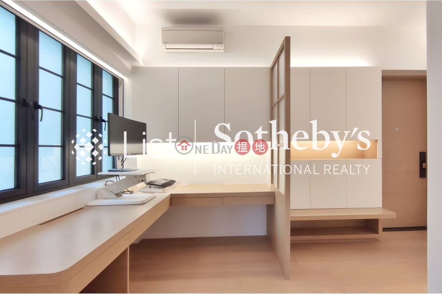 Property for Rent at Grand House with 3 Bedrooms | 110-112 MacDonnell Road | Central District, Hong Kong | Rental | HK$ 83,000/ month