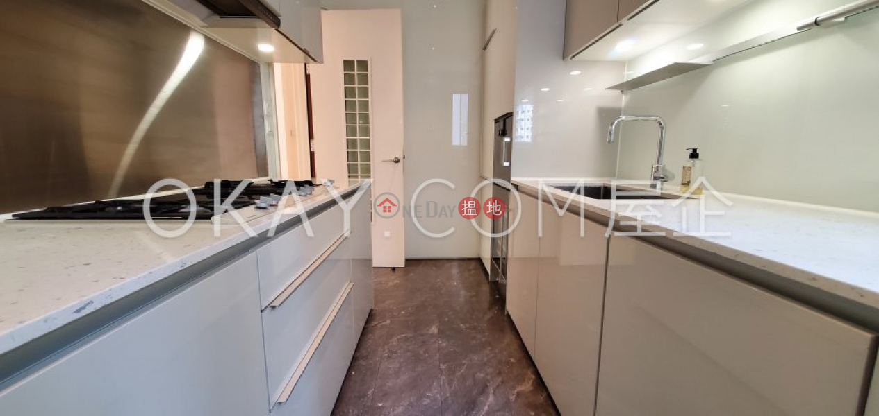 Luxurious 4 bedroom with balcony & parking | Rental 31 Conduit Road | Western District | Hong Kong, Rental HK$ 85,000/ month