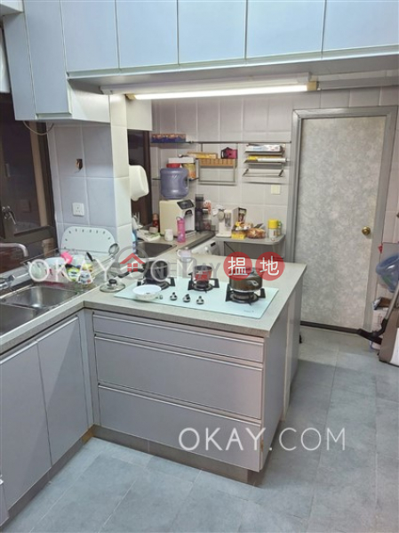 Efficient 3 bedroom with balcony & parking | Rental | Fulham Garden 富林苑 A-H座 Rental Listings