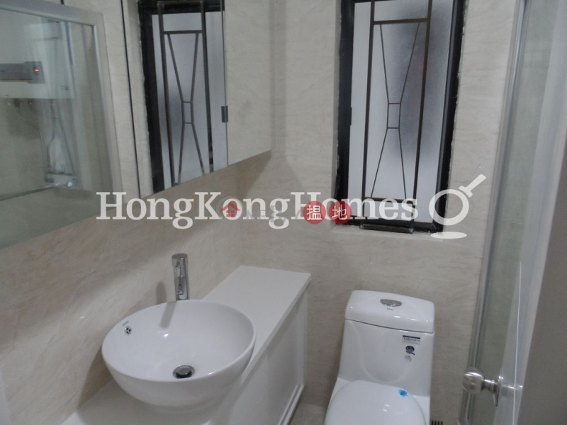 HK$ 810萬康怡花園 E座 (9-16室)-東區康怡花園 E座 (9-16室)三房兩廳單位出售