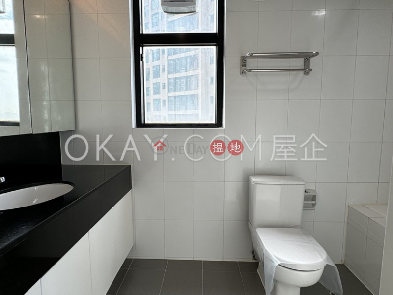 HK$ 78,000/ month Helene Tower, Southern District | Gorgeous 3 bedroom with sea views & parking | Rental
