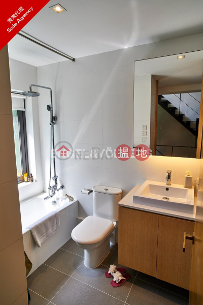 3 Bedroom Family Flat for Sale in Clear Water Bay | Tai Au Mun 大坳門 Sales Listings