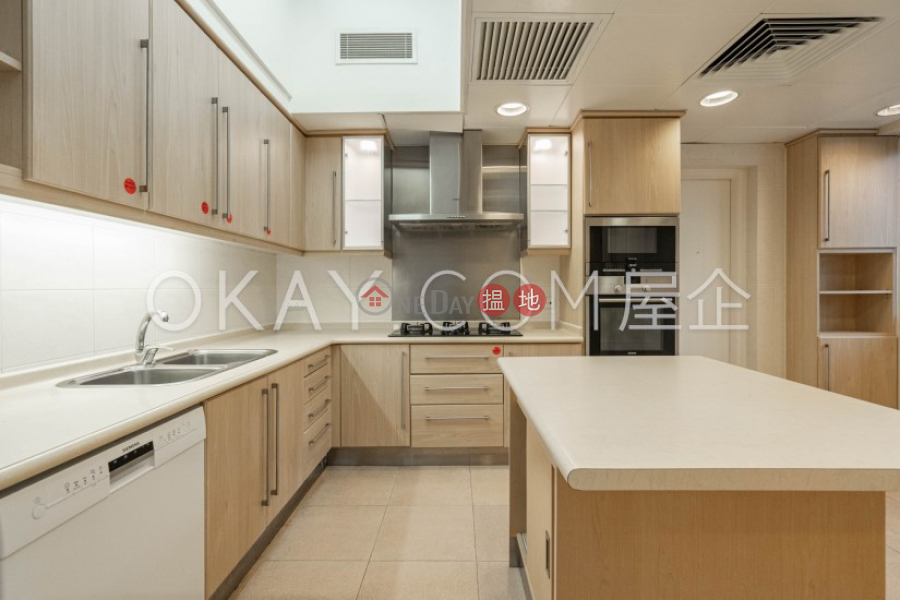 HK$ 158,000/ month | Crow\'s Nest 9-10 Headland Road, Southern District, Efficient 3 bedroom with rooftop, balcony | Rental