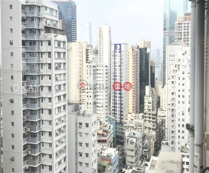 HK$ 26,000/ month Honor Villa Central District | Generous 2 bedroom in Mid-levels West | Rental