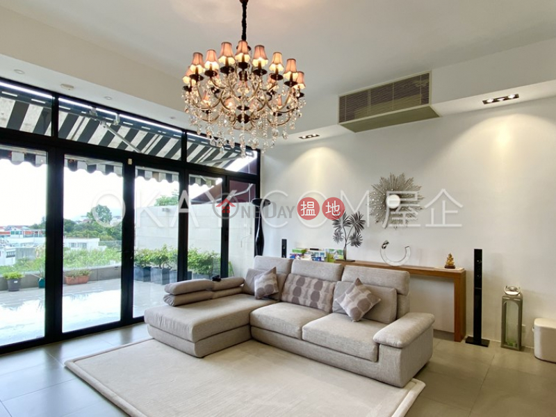 Lovely house with terrace & parking | For Sale | House F Little Palm Villa 棕林別墅 F座 Sales Listings