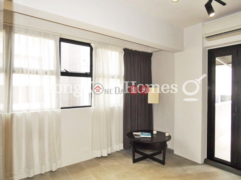 Studio Unit for Rent at Kai Fung Mansion (Building) | 189-205 Queens Road Central | Western District Hong Kong, Rental HK$ 22,000/ month