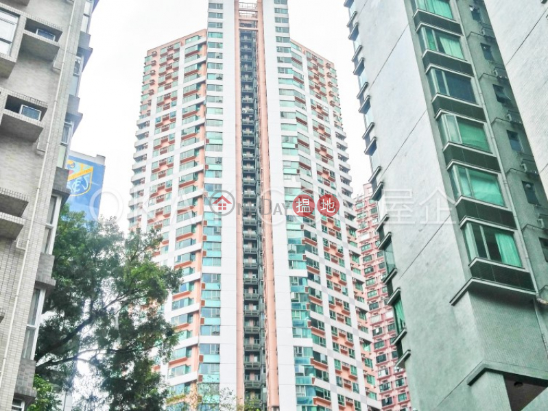 HK$ 28,000/ month, Royal Court, Wan Chai District | Nicely kept 2 bedroom in Wan Chai | Rental