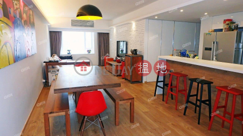 Robinson Heights | 2 bedroom Low Floor Flat for Sale | Robinson Heights 樂信臺 _0