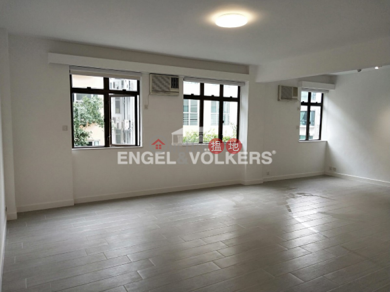 3 Bedroom Family Flat for Sale in Pok Fu Lam 18-22 Crown Terrace | Western District Hong Kong | Sales, HK$ 33M