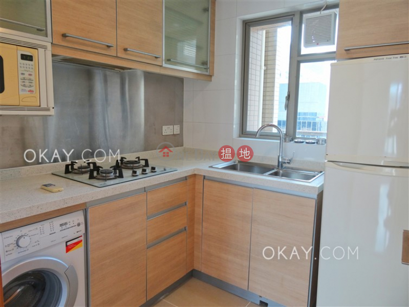 Rare 3 bedroom on high floor with balcony | For Sale | The Zenith Phase 1, Block 1 尚翹峰1期1座 Sales Listings