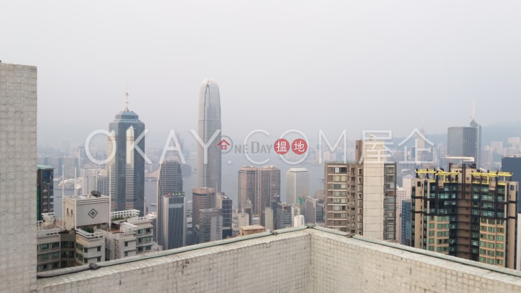 Property Search Hong Kong | OneDay | Residential | Sales Listings | Tasteful 2 bed on high floor with harbour views | For Sale