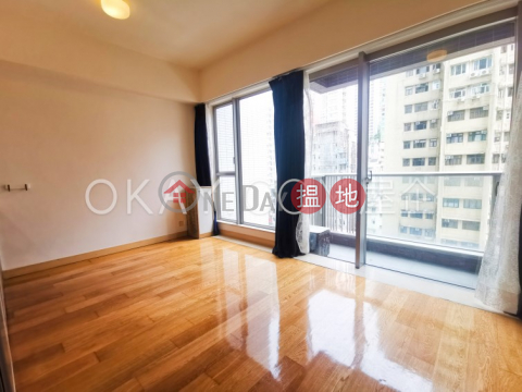 Generous 1 bedroom with balcony | For Sale | Island Crest Tower 2 縉城峰2座 _0
