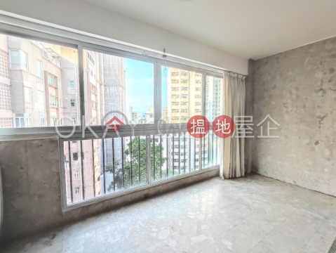 Efficient 3 bedroom with balcony & parking | Rental | Alpine Court 嘉賢大廈 _0