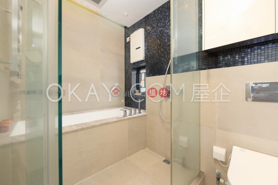 香港搵樓|租樓|二手盤|買樓| 搵地 | 住宅-出售樓盤|3房2廁,實用率高,極高層,海景雲峰大廈出售單位