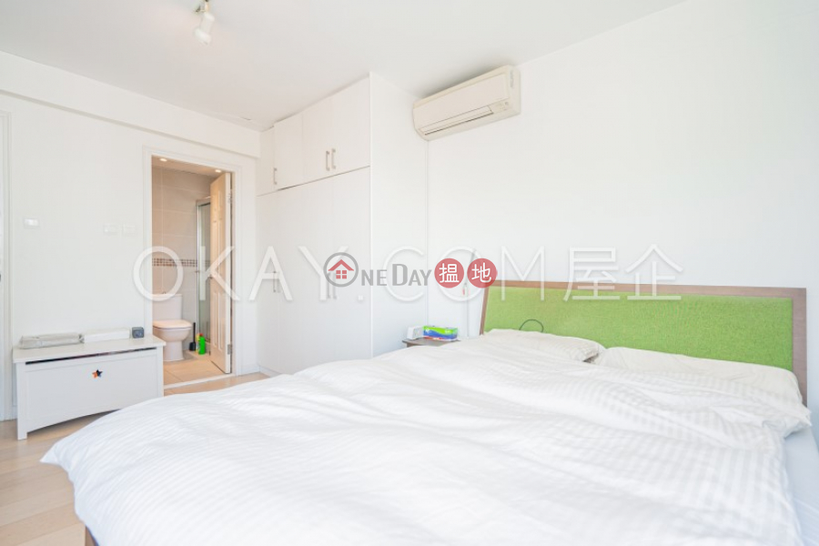 HK$ 17.6M | HELENA GARDEN, Kowloon City | Lovely 3 bedroom on high floor with parking | For Sale