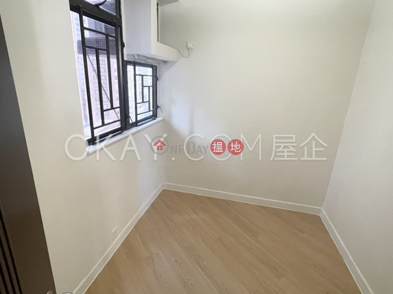 Nicely kept 3 bedroom in Mid-levels West | For Sale | Roc Ye Court 樂怡閣 Sales Listings