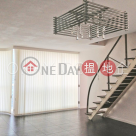 Rare 3 bedroom on high floor with rooftop | For Sale | Village Garden 慧莉苑 _0