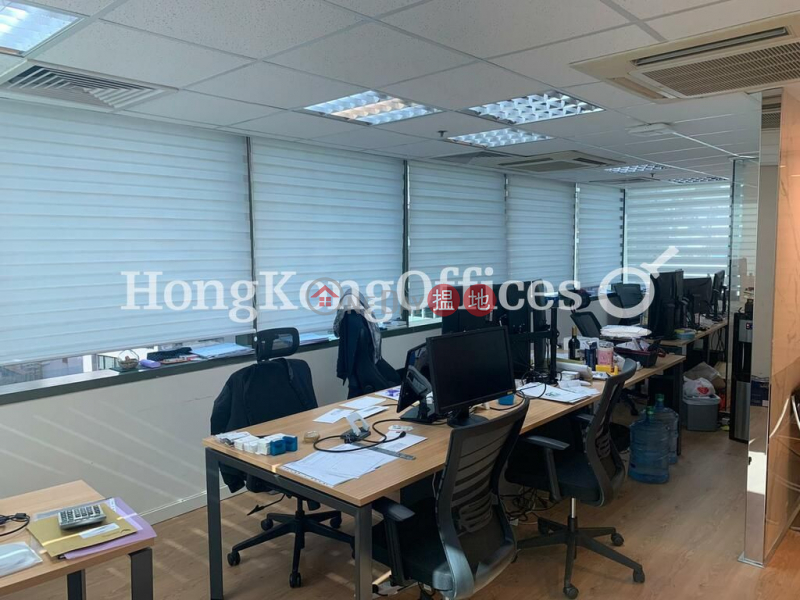 HK$ 31,426/ month Lucky Building | Central District Office Unit for Rent at Lucky Building