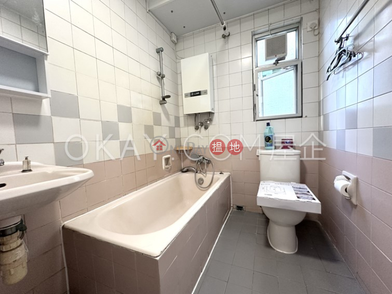 HK$ 26,000/ month | Harmony Court | Western District Popular 3 bedroom in Sheung Wan | Rental