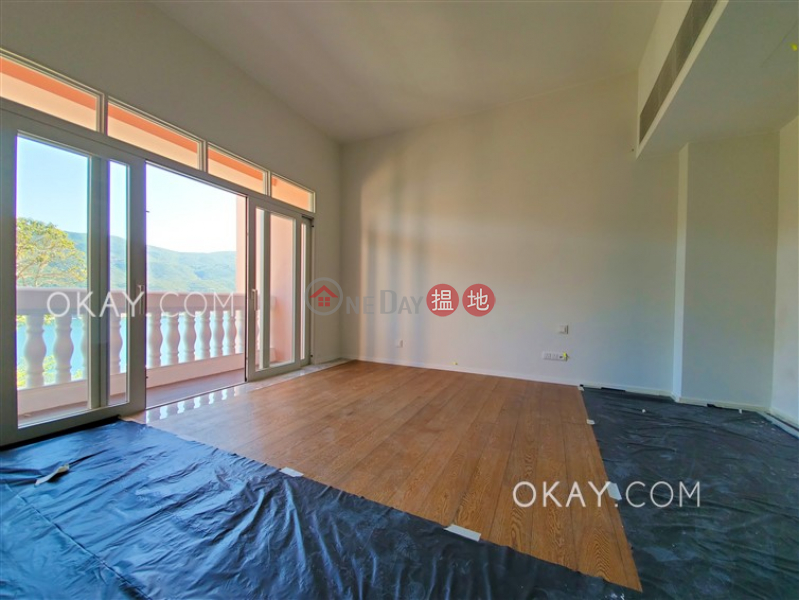 Stylish house with balcony & parking | For Sale | Redhill Peninsula Phase 3 紅山半島 第3期 Sales Listings