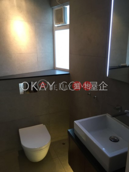 Luxurious 2 bedroom with terrace | For Sale | Wah Po Building 華寶大廈 Sales Listings