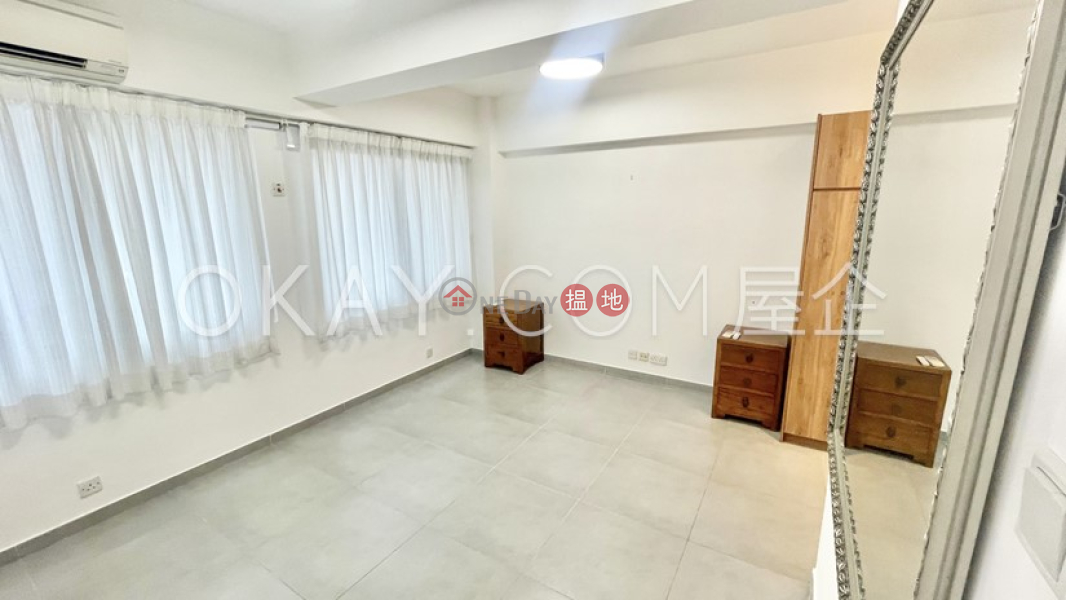 HK$ 26,500/ month | 37-39 Sing Woo Road Wan Chai District Cozy 1 bedroom with terrace | Rental