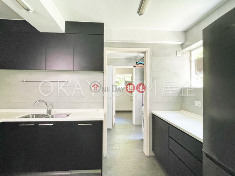 Efficient 3 bedroom with balcony & parking | Rental, 11 Shouson Hill Road East | Southern District Hong Kong Rental | HK$ 68,000/ month