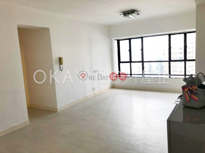 Property Search Hong Kong | OneDay | Residential Rental Listings, Luxurious 3 bedroom in Mid-levels West | Rental