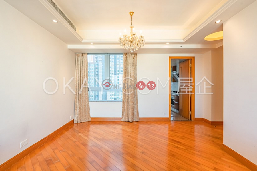 HK$ 33.5M Phase 4 Bel-Air On The Peak Residence Bel-Air | Southern District | Stylish 3 bedroom with balcony & parking | For Sale