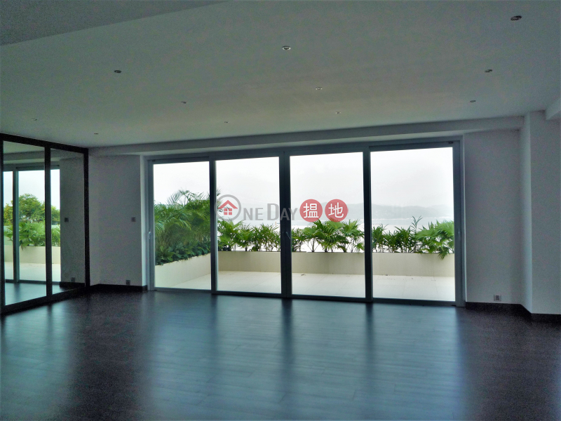 HK$ 75,000/ month Dragon Lake Villa Sai Kung, Silverstrand Living