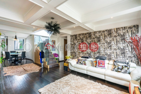 Luxurious 3 bed on high floor with rooftop & parking | For Sale | Y. Y. Mansions block A-D 裕仁大廈A-D座 _0