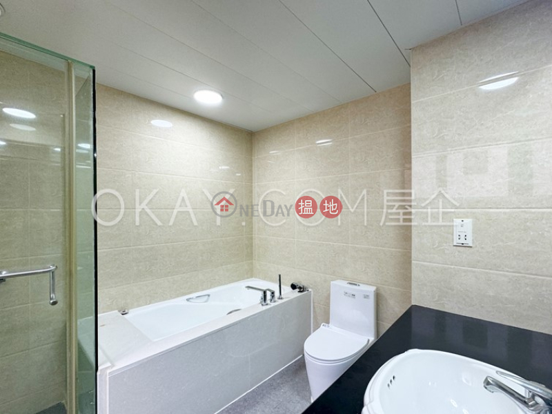 Luxurious 3 bedroom with parking | Rental | Tregunter 地利根德閣 Rental Listings