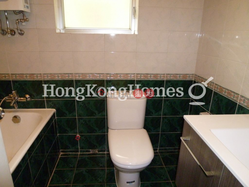 3 Bedroom Family Unit for Rent at Robinson Mansion | Robinson Mansion 羅便臣大廈 Rental Listings