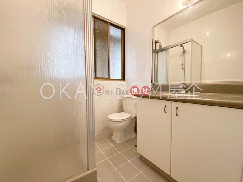 Efficient 2 bedroom with terrace & parking | Rental | Repulse Bay Apartments 淺水灣花園大廈 Rental Listings