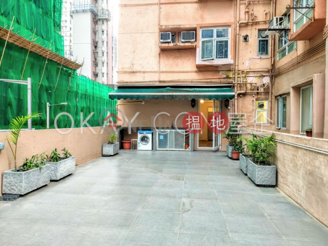 Nicely kept 2 bedroom with terrace | For Sale | Shun Hing Building 順興大廈 _0