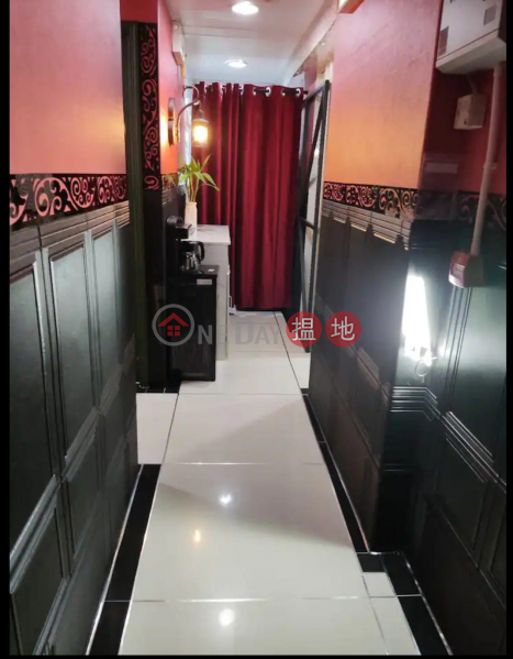 Property Search Hong Kong | OneDay | Residential | Sales Listings, Unbeatable Deal in Tsim Sha Tsui! 5-Bed Luxury Flat – Price Slashed to HK$6.5M!