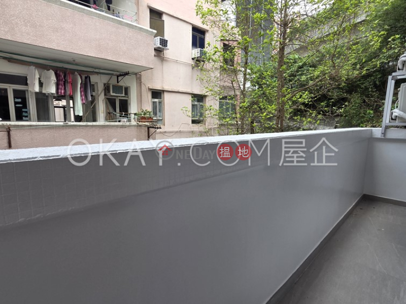 Nicely kept 3 bedroom with balcony | Rental | 72 Hill Road | Western District Hong Kong, Rental, HK$ 38,000/ month