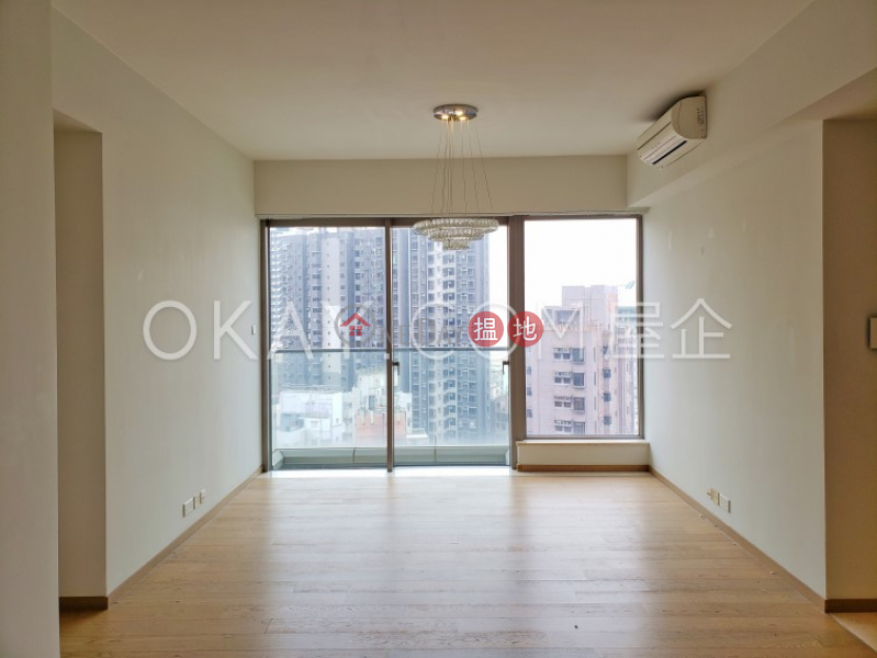 Lovely 3 bedroom with harbour views & balcony | Rental | The Summa 高士台 Rental Listings