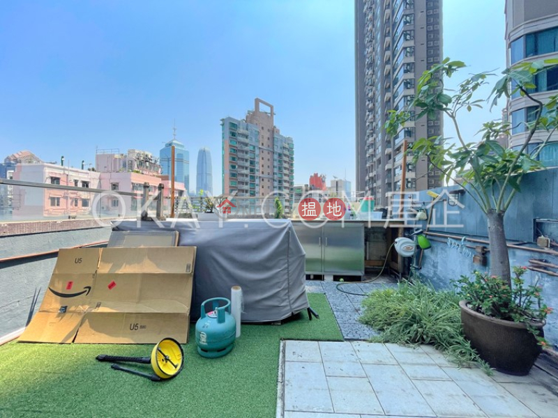 Sussex Court | High | Residential, Sales Listings | HK$ 9.6M