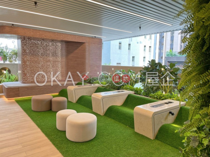 Charming 1 bedroom on high floor with balcony | For Sale | Two Artlane 藝里坊2號 Sales Listings